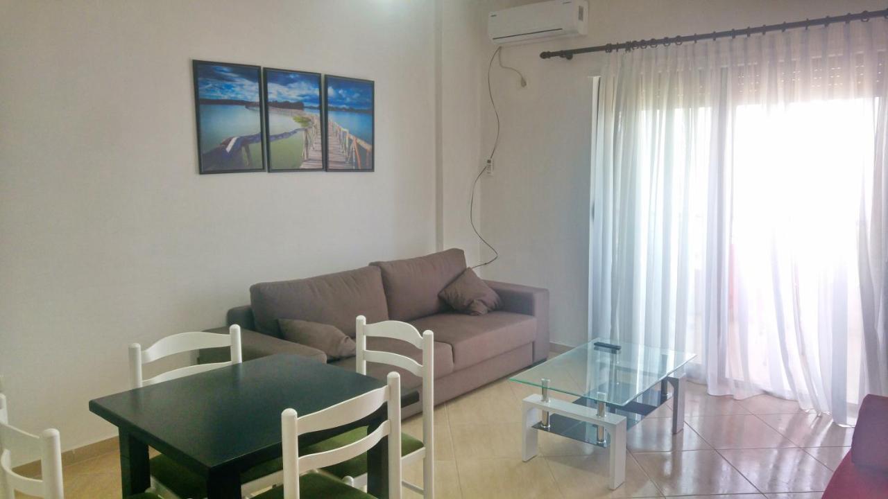 Vlora Bay View Apartment Bagian luar foto