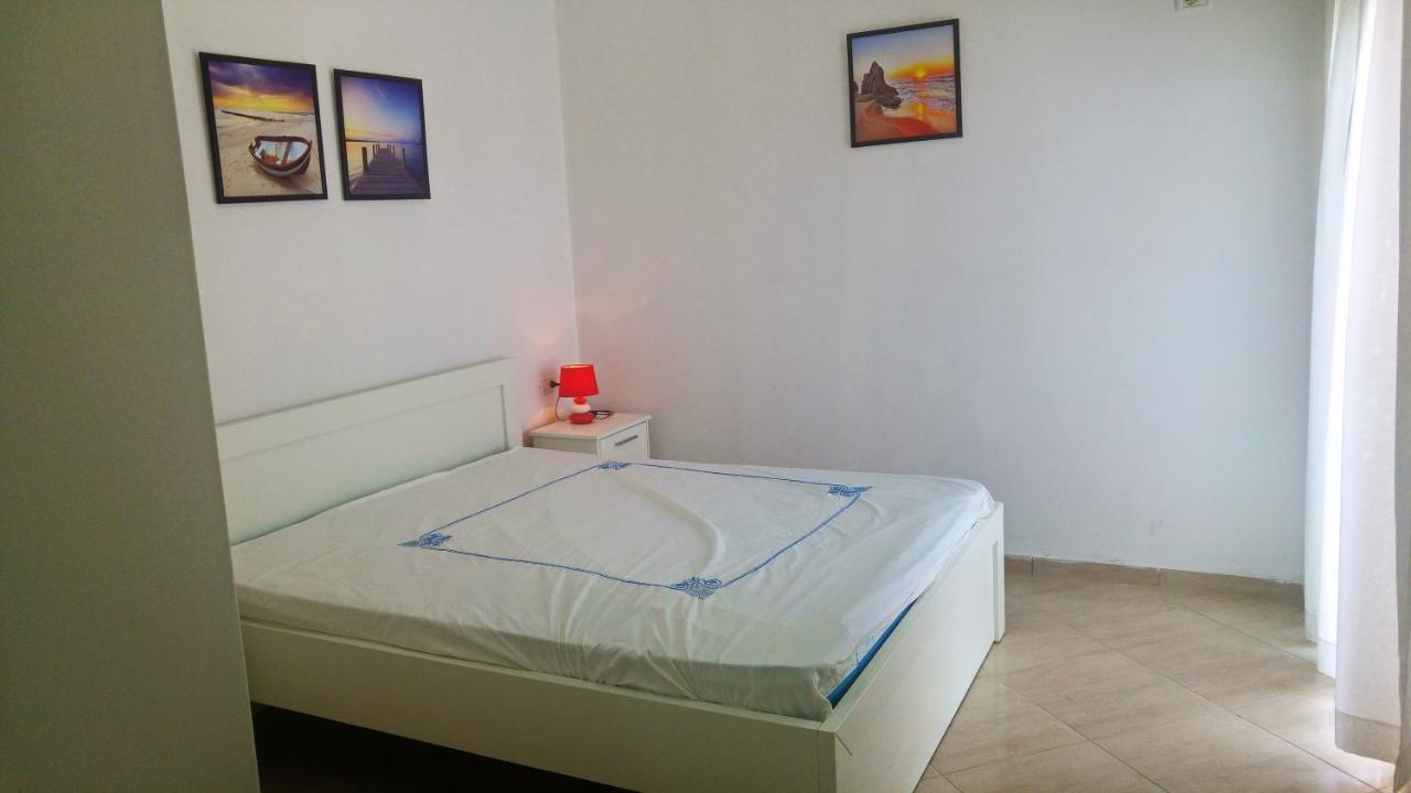 Vlora Bay View Apartment Bagian luar foto